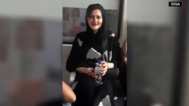 غضب بعد وفاة الشابة الإيرانية مهسا أميني أثناء اعتقالها لدى “شرطة الأخلاق”