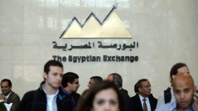 رغم تثبيت الفائدة.. مؤشر البورصة المصرية يتراجع بنسبة 0.38% بأولى جلسات الأسبوع