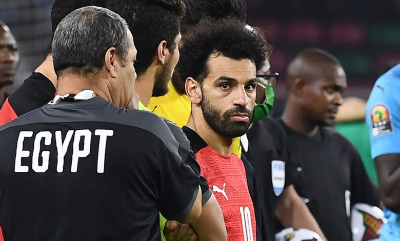 استبعاد محمد صلاح من ودّية مصر وليبيريا يُثير جدلاً واسعاً