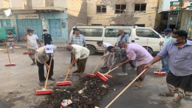 عدن .. تدشين حملة تنظيف ورفع مخلفات الأمطار بمديرية صيرة