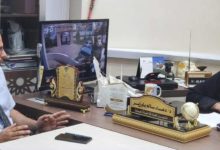 المدير العام لمكتب وزارة التعليم الفني والتدريب المهني يزور إذاعة المكلا ويشارك في البث المفتوح